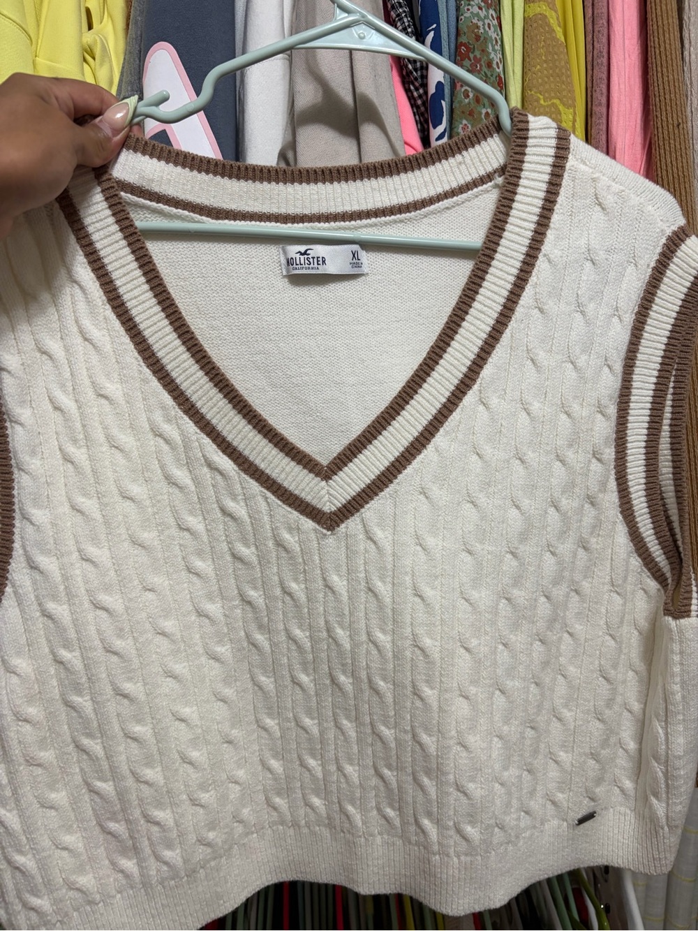 Hollister Cream Cable-Knit V-Neck Sweater Vest with Brown Trim
